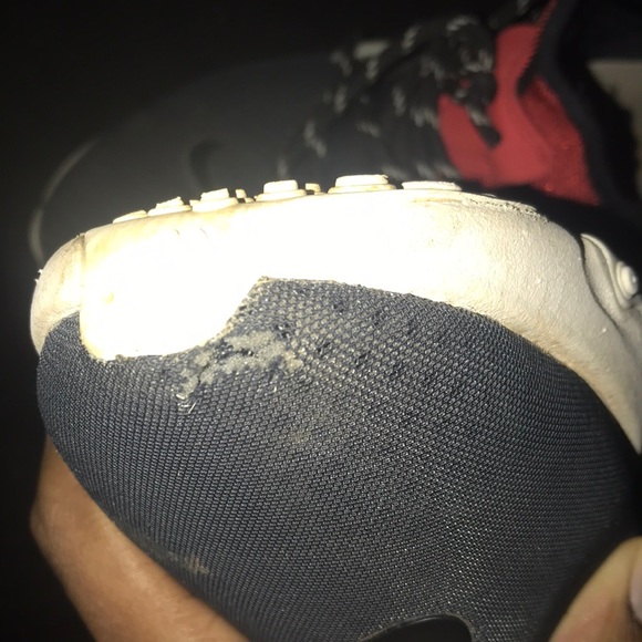 Shoes - Picture 4 of 4